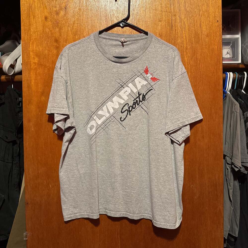 Olympia Sports Gray Short Sleeve T-Shirt